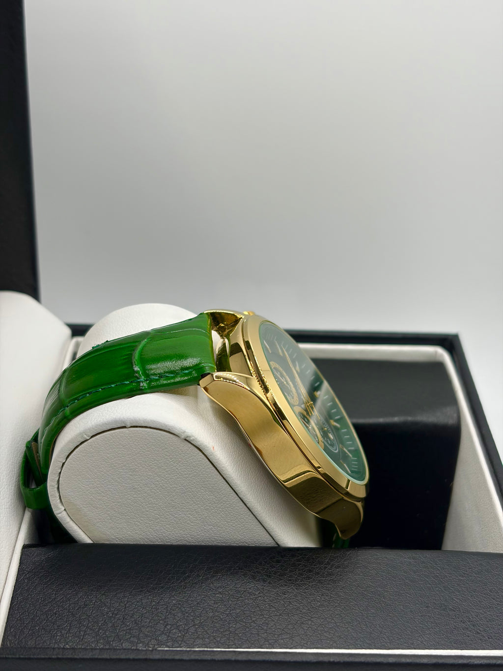 ORSGA OS-1369G Classic Chronograph Leather Watch